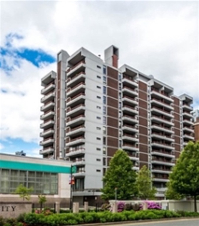 Kenmore Tower unit 308, Boston, MA 02215 - photo 1