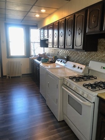 588 E 3rd St unit 2, Boston, MA 02127 - photo 1