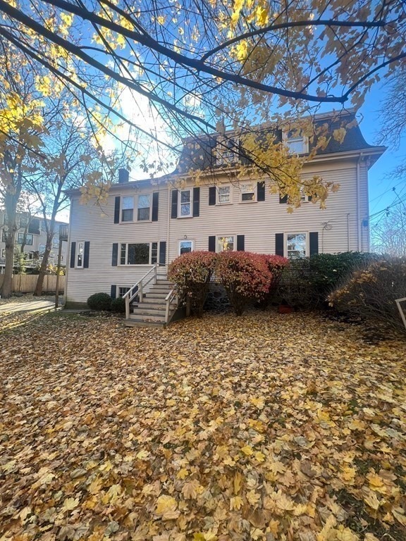 15 Harris St unit 1, Marblehead, MA 01945 - photo 1