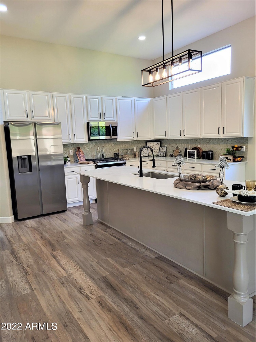 521 N Superstition Blvd, Chandler, AZ 85225 - photo 1