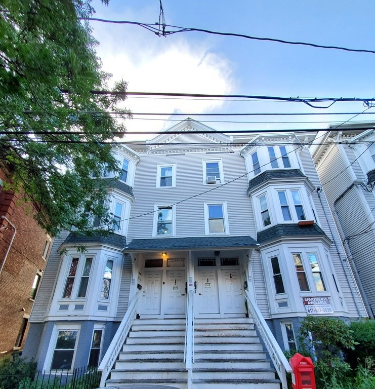 46.5 Florence St unit 2, Somerville, MA 02145 - photo 1