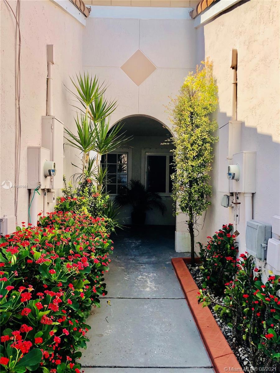 11764 SW 17th Ct, Miramar, FL 33025 - photo 1