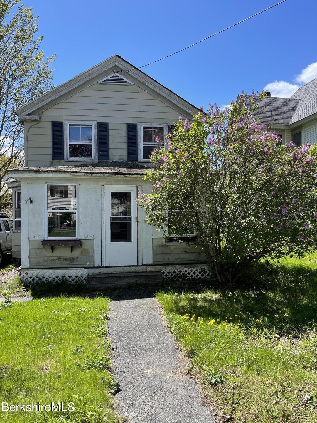 25 Pope St, Great Barrington, MA 01230 - photo 1