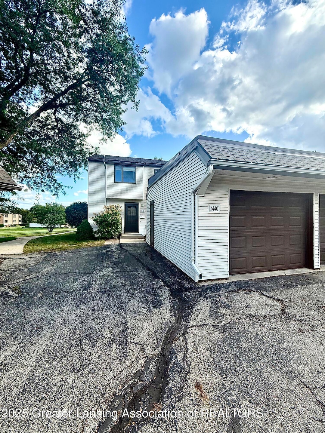 Under Contract $219,900