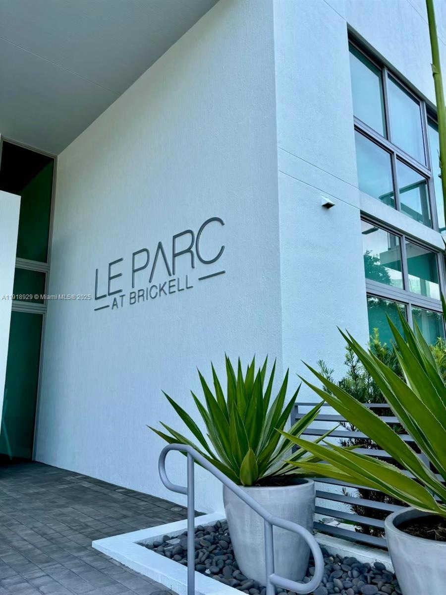 Le Parc at Brickell unit 611, Miami, FL 33129 - photo 1