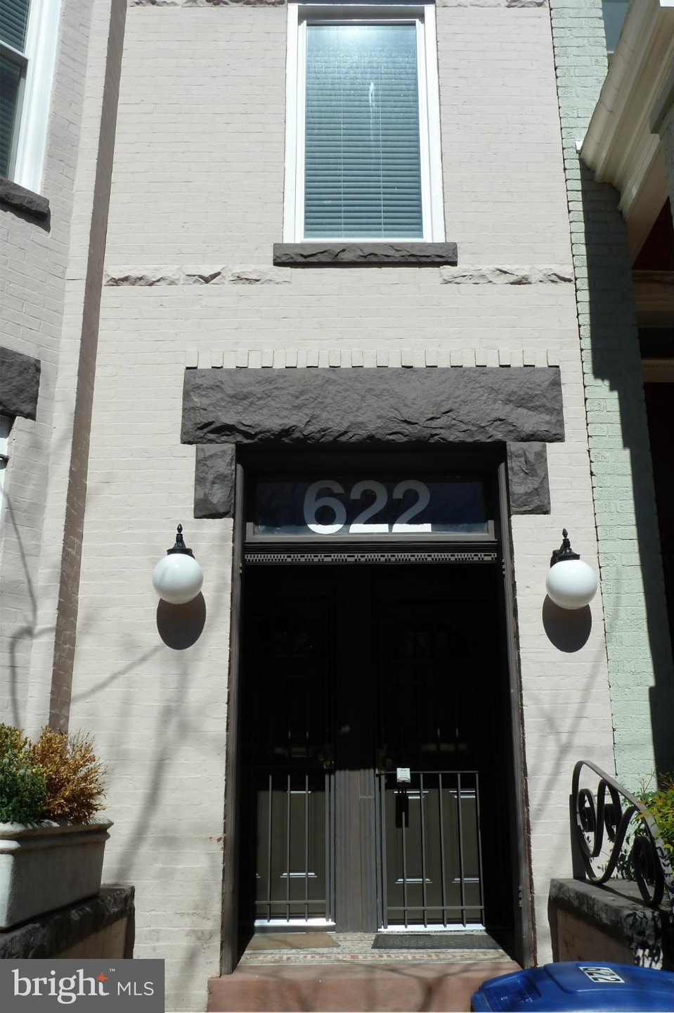 622 F St NE unit 3, Washington, DC 20002 - photo 1