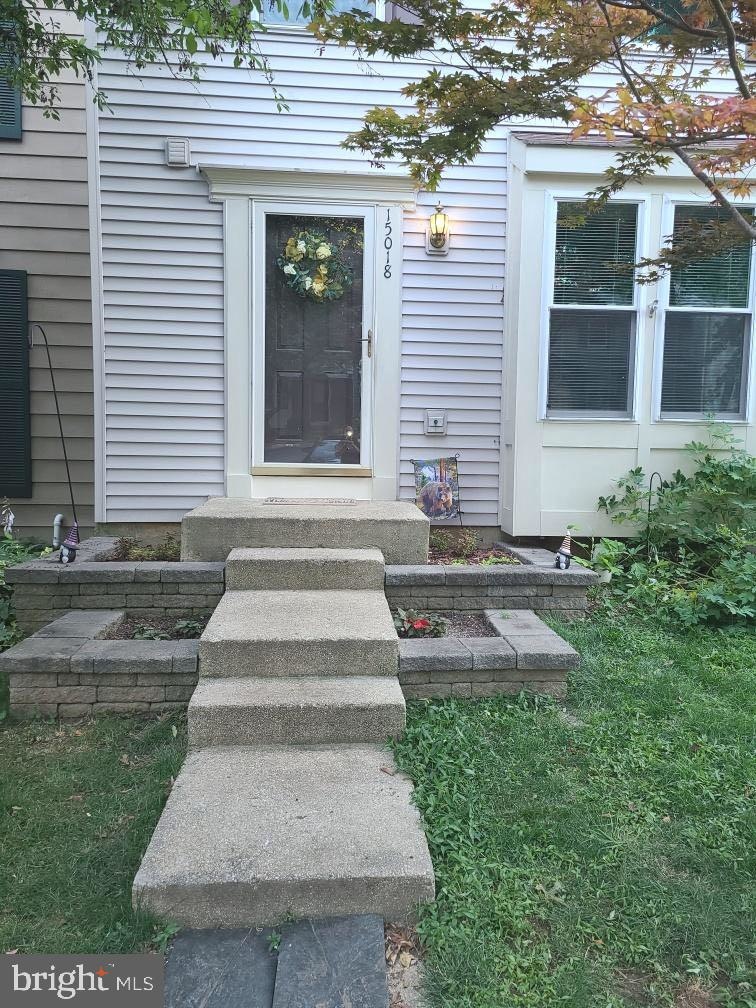 15018 Oak Crest Ct, Dumfries, VA 22025 - photo 1