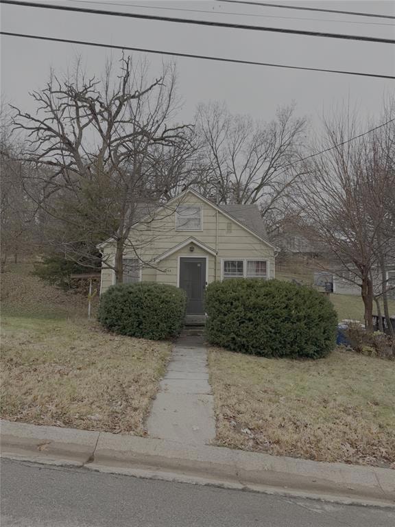 1944 SW 1st St, Des Moines, IA 50315 - photo 1