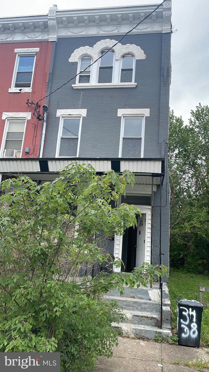 For Sale $830,000