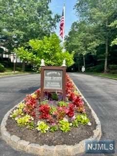 1417 Faulkner Ct, Mahwah, NJ 07430 - photo 1