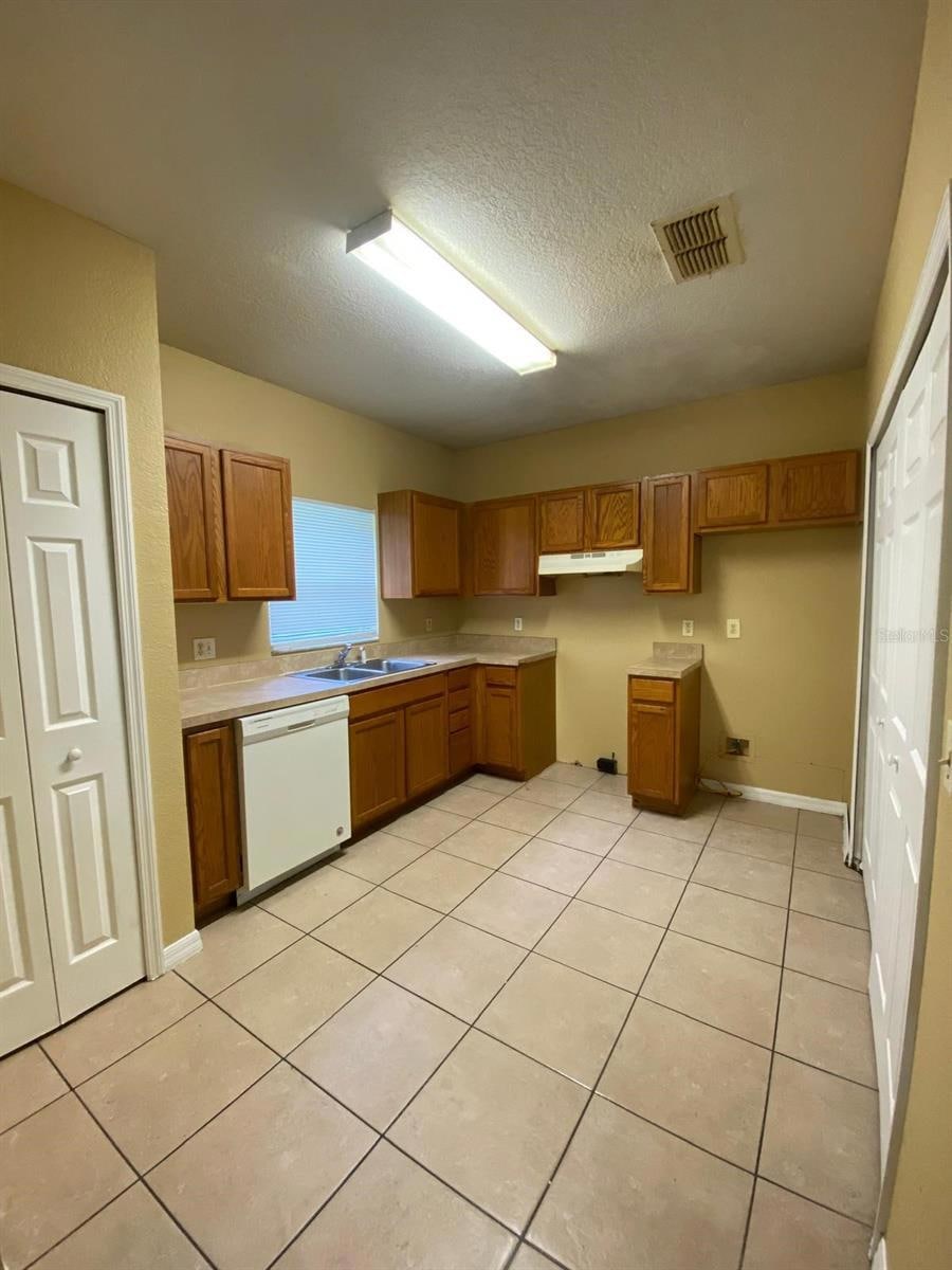 33 W 13th St unit 33, Apopka, FL 32703 - photo 1