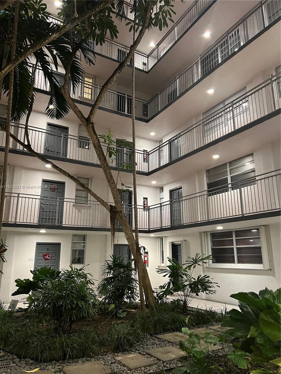 Nirvana unit A415, Miami, FL 33138 - photo 1