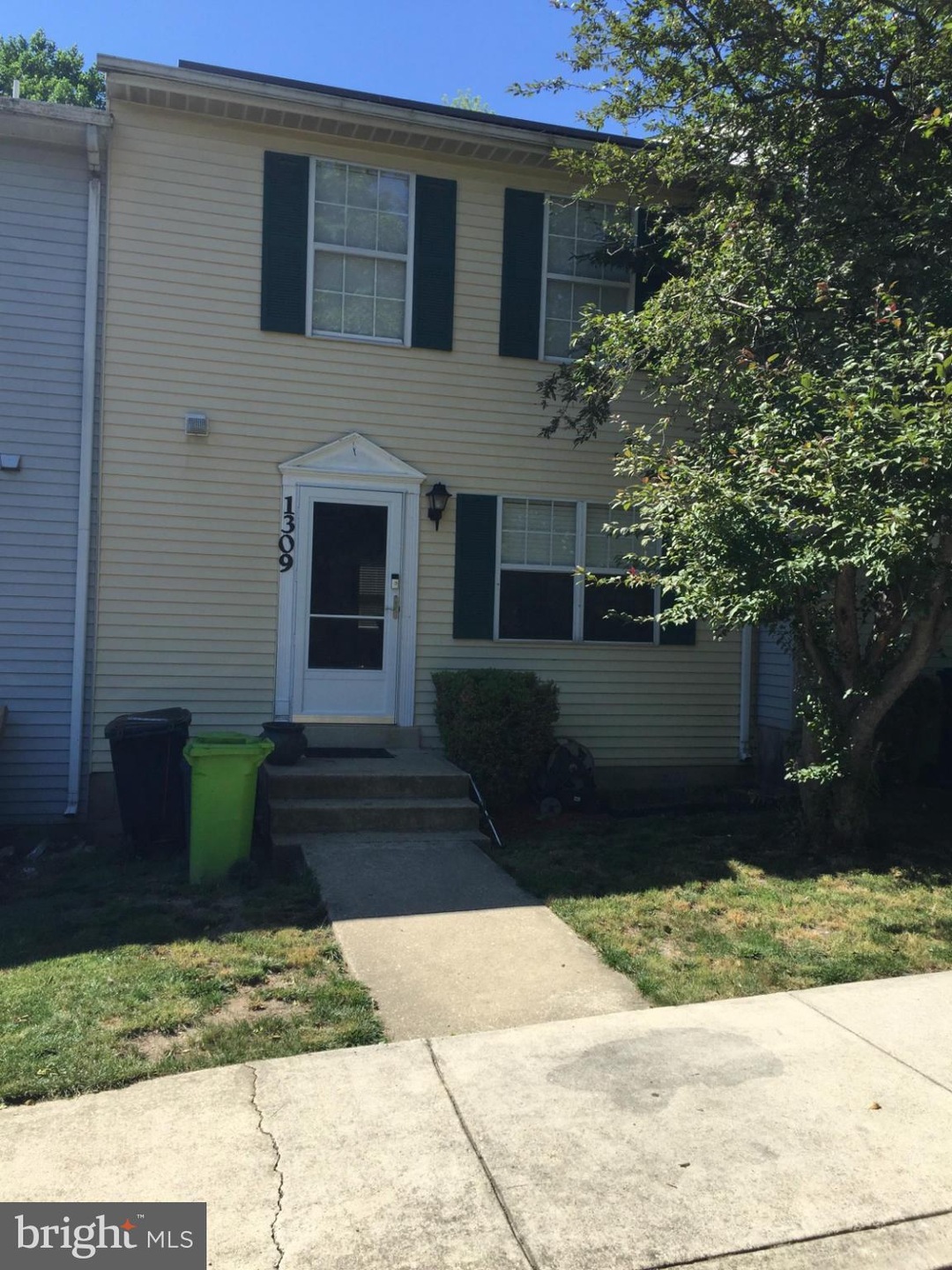 1309 Upcot Ct, Capitol Heights, MD 20743 - photo 1