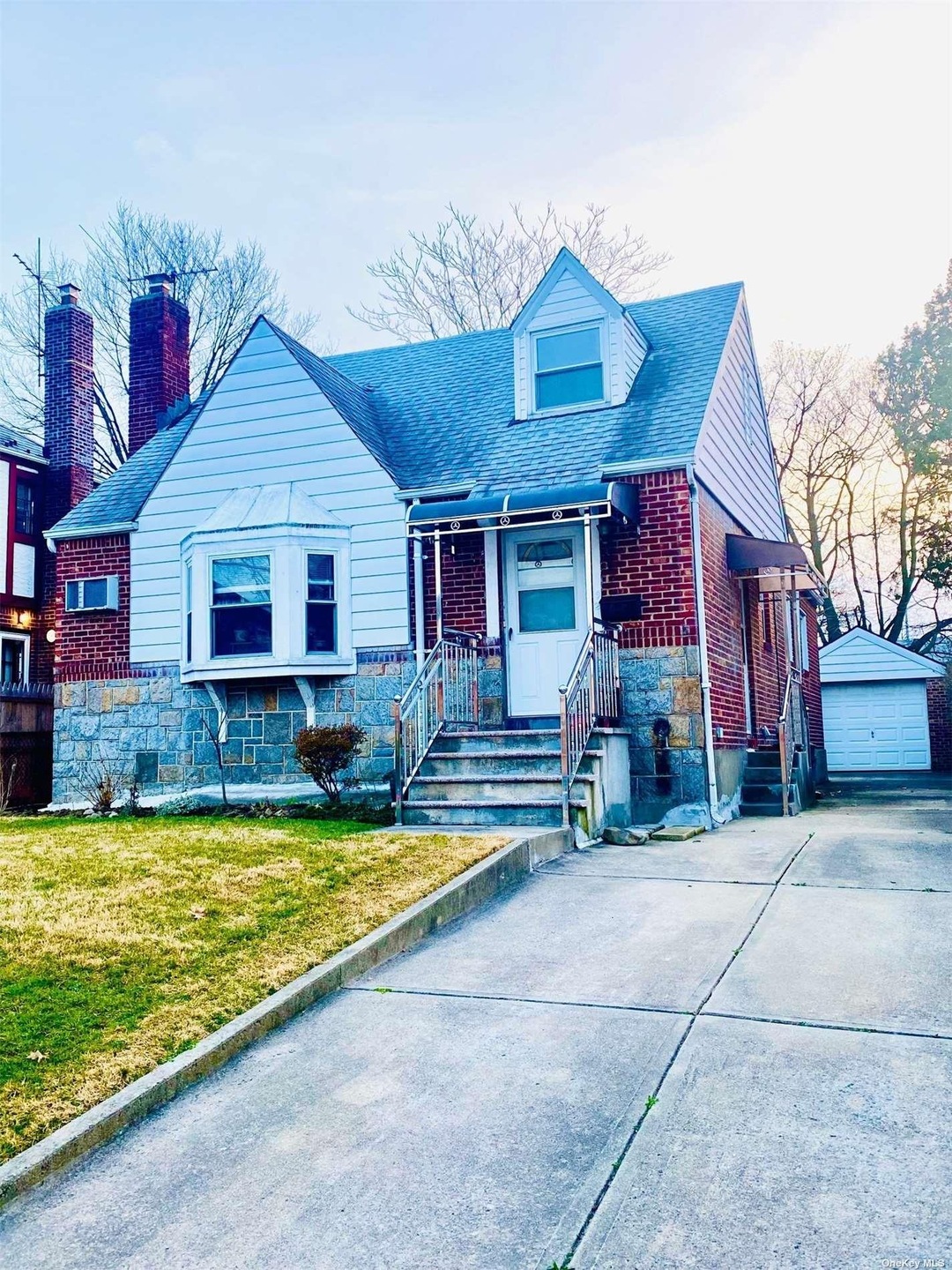 69-12 178th St, Fresh Meadows, NY 11365 - photo 1