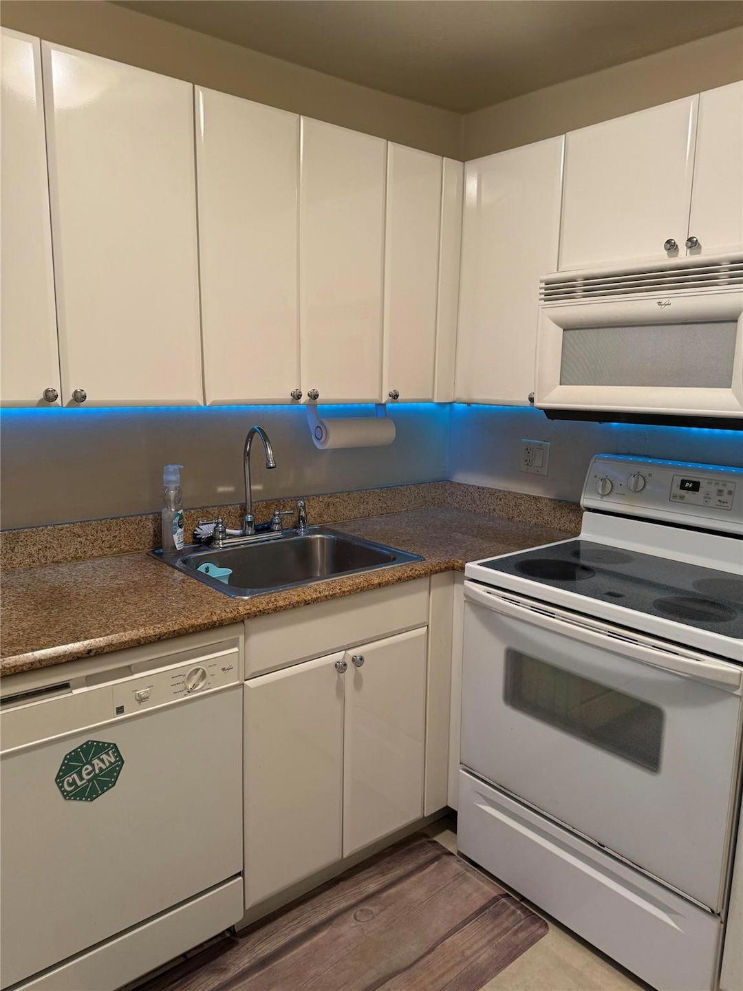 Kitchen 1