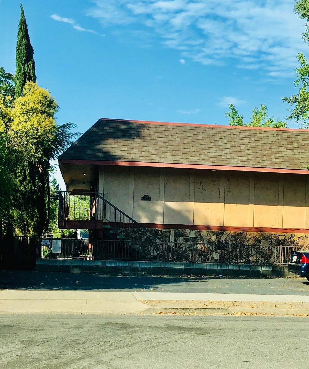 1131 West Front