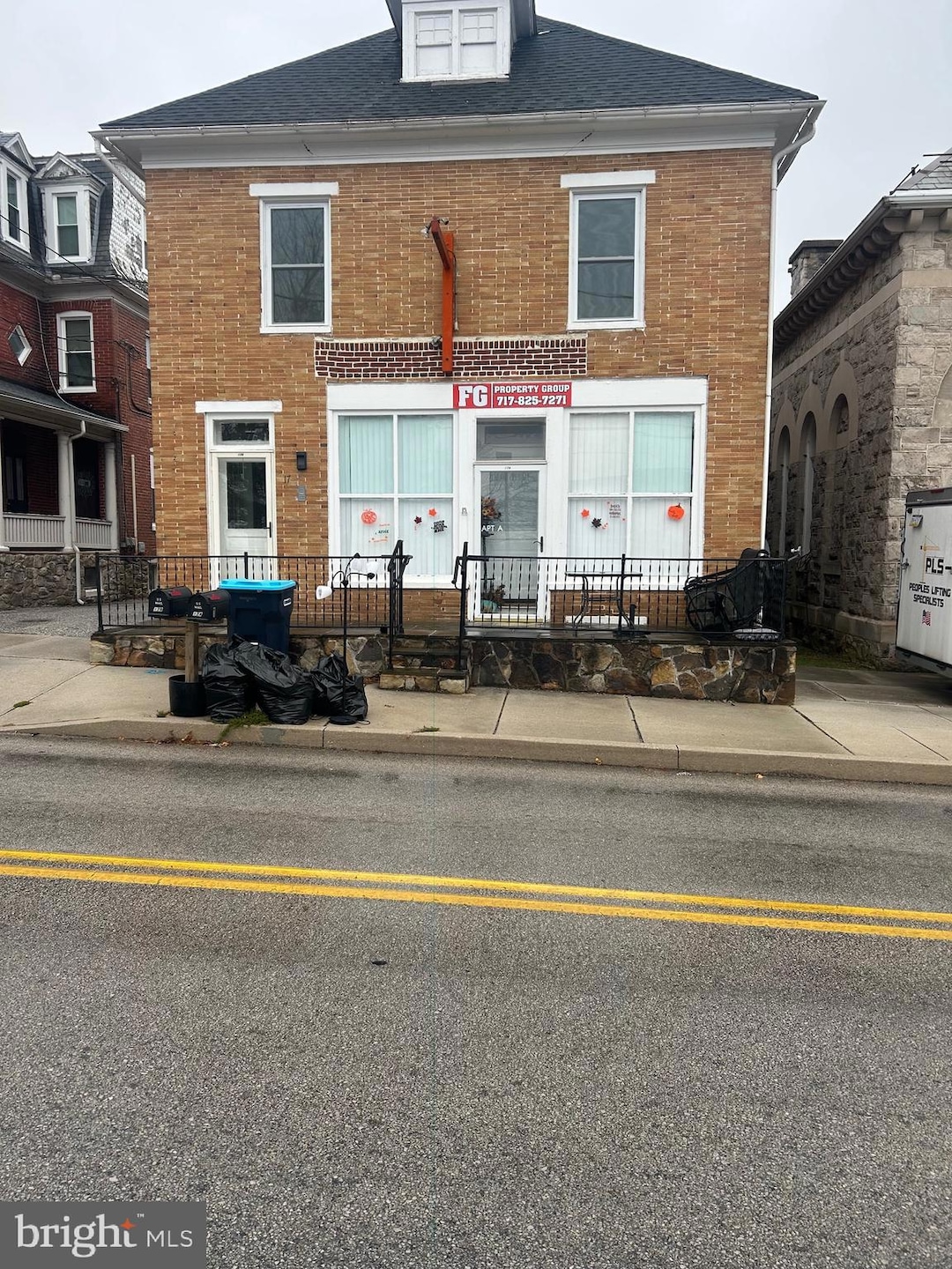 17 N Main St unit 2, Stewartstown, PA 17363 - photo 1