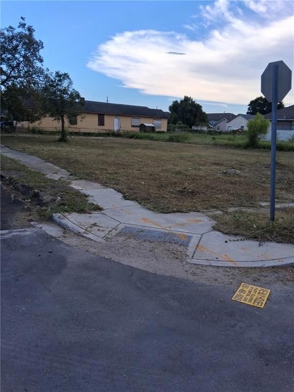 3037 Eagle St, New Orleans, LA 70118 - photo 1