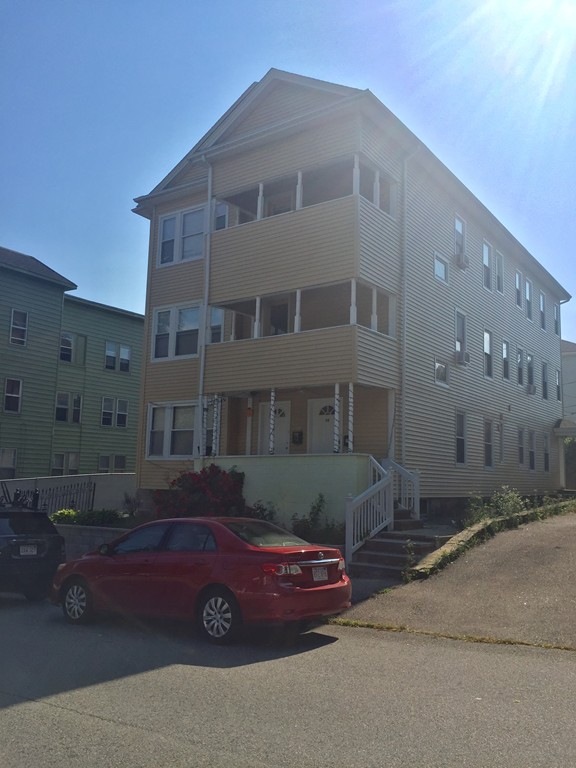 30 Loxwood St unit 1, Worcester, MA 01604 - photo 1