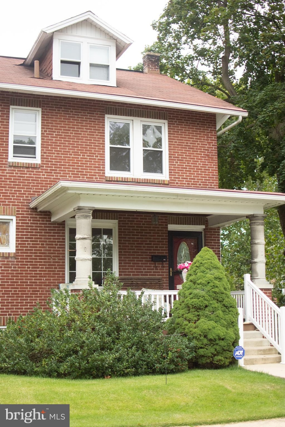 501 N Brobst St, Reading, PA 19607 - photo 1