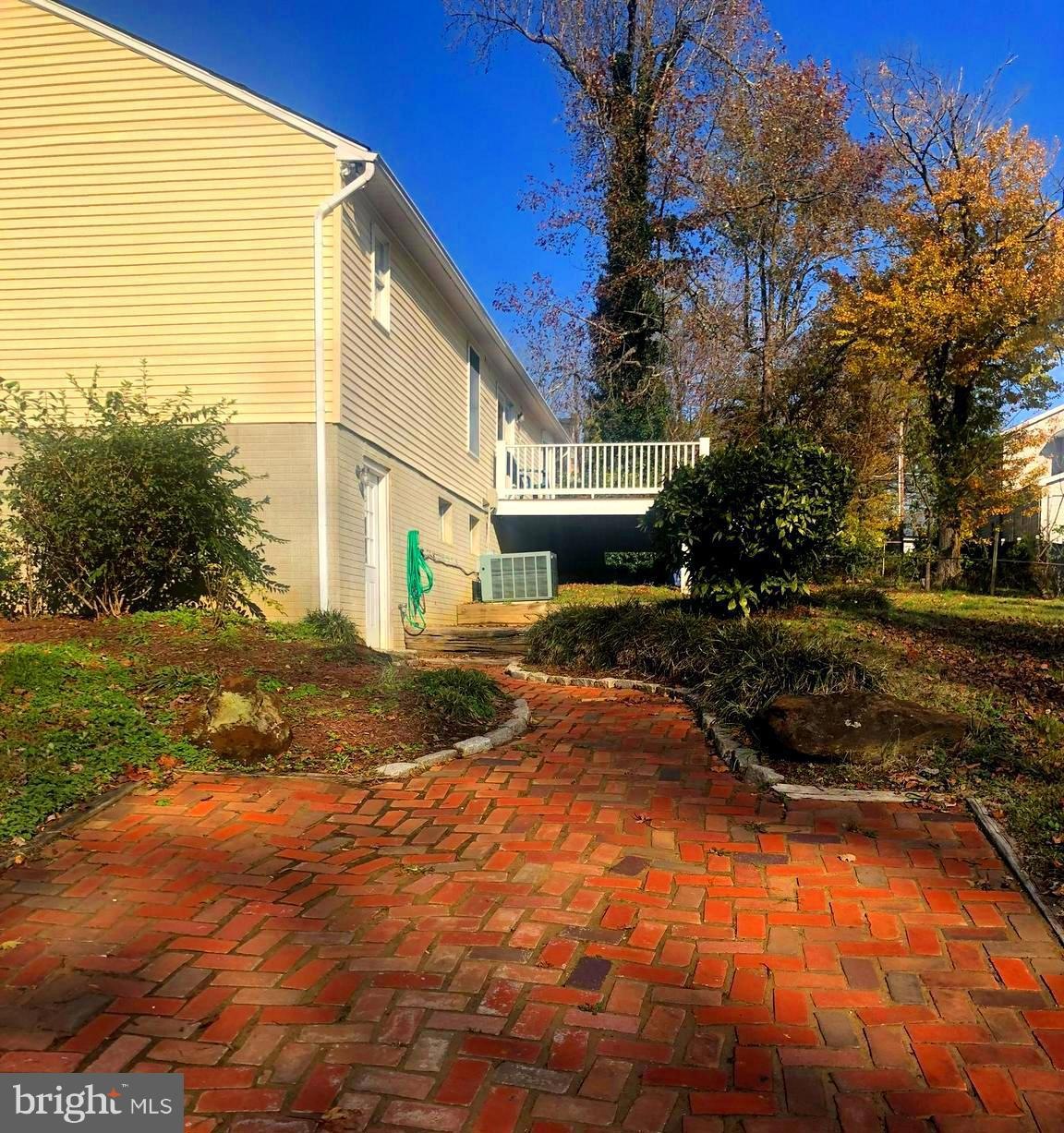 601 Barton Rd, Edgewater, MD 21037 - photo 1