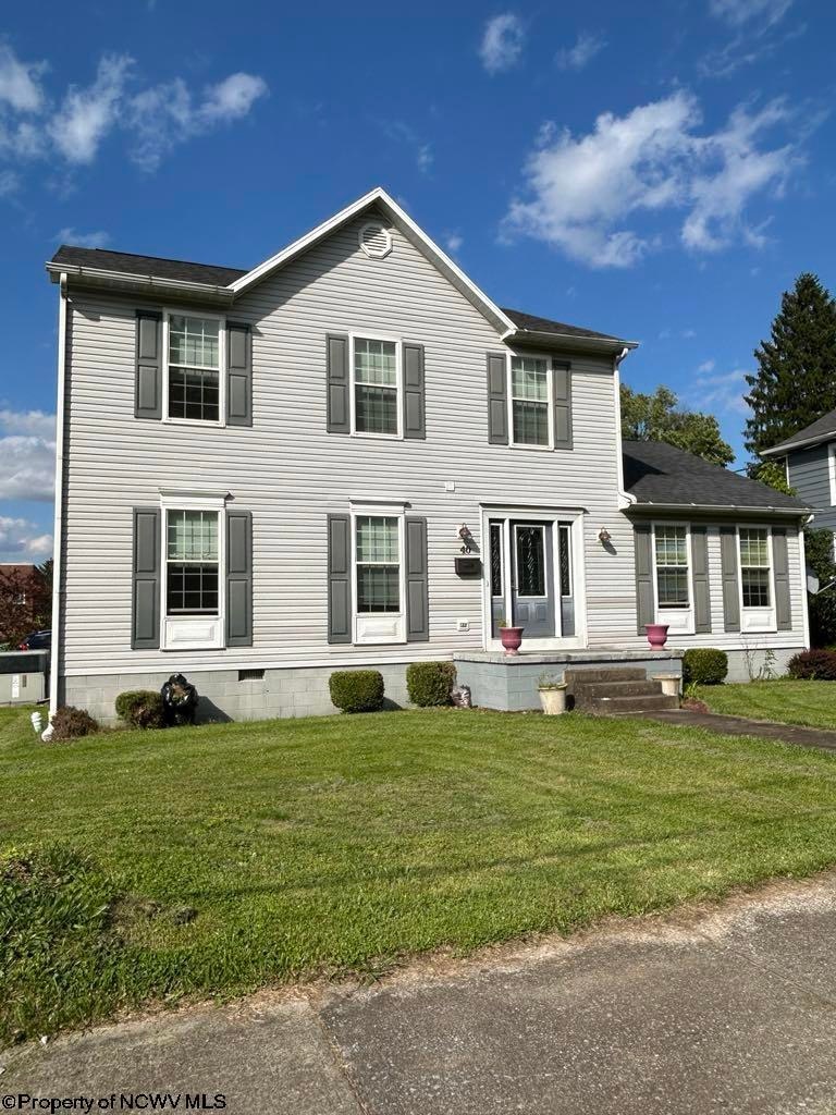 Under Contract $299,900