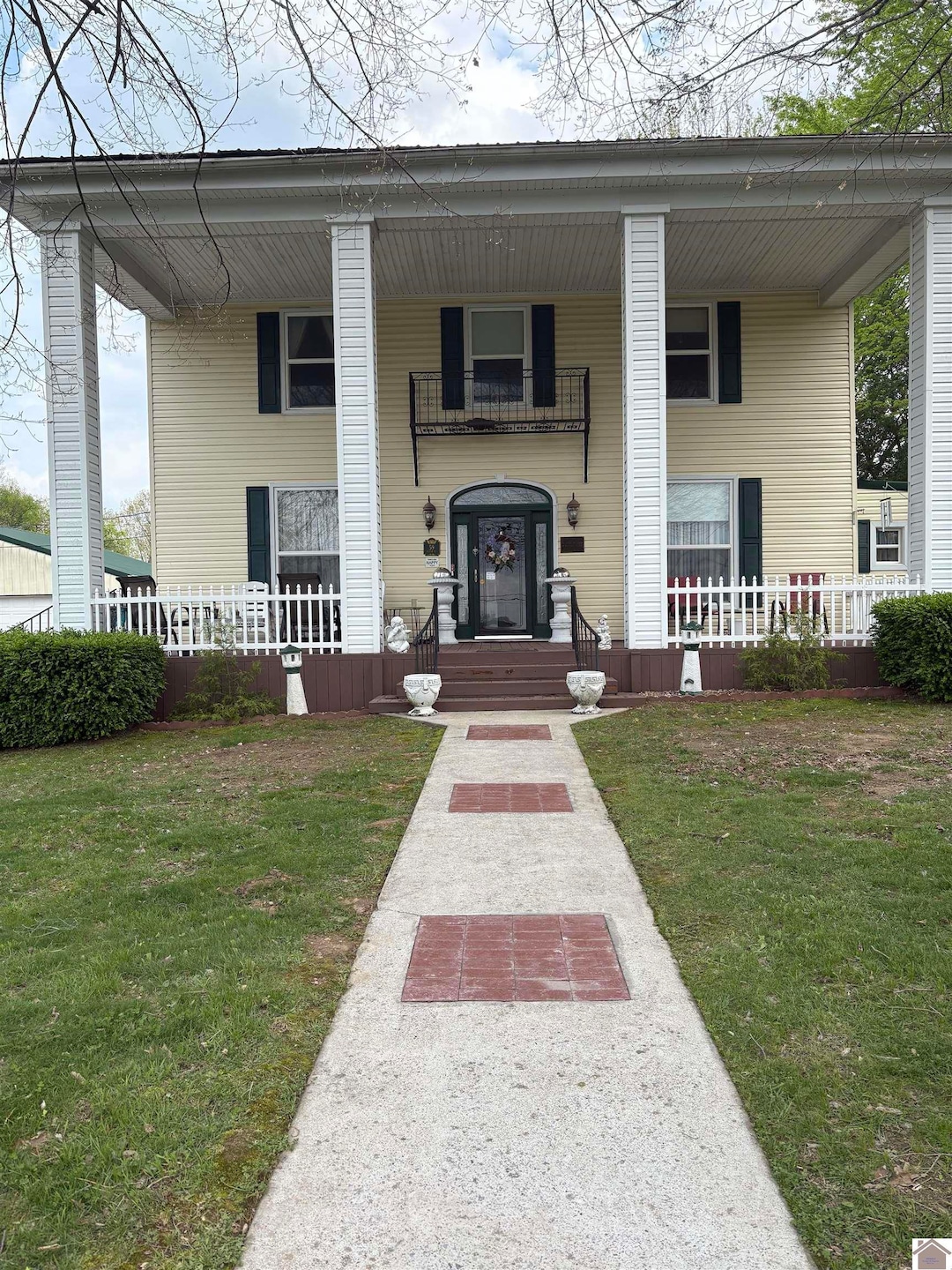 59 Aspen St, Calvert City, KY 42029 - photo 1