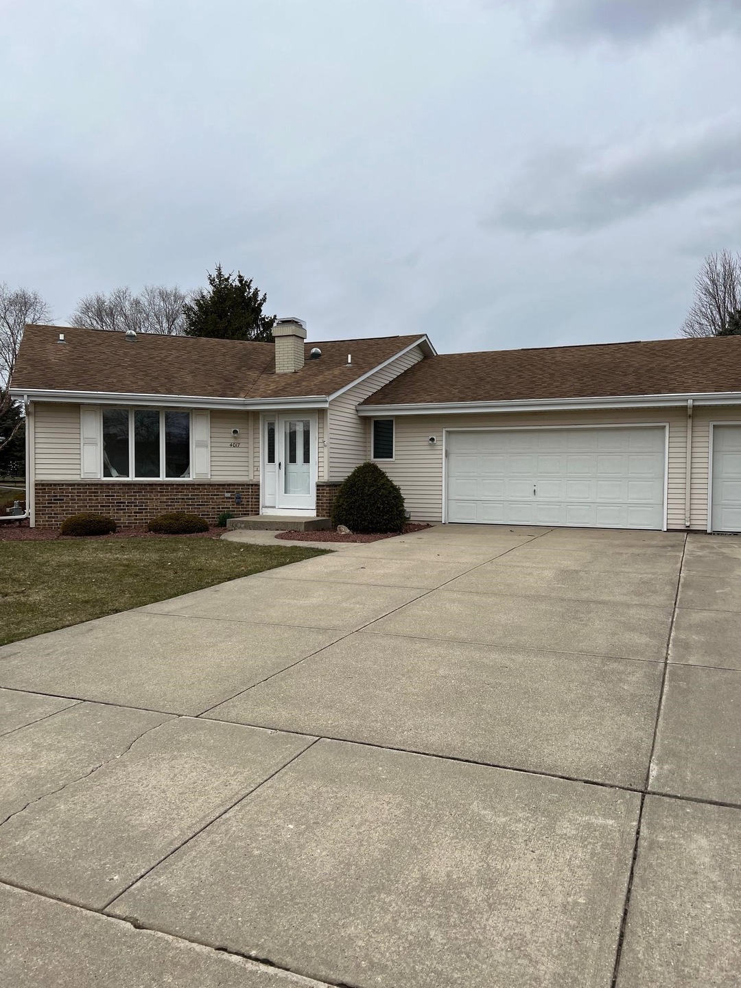 4017 Dorchester Dr Unit 3, Janesville, WI 53546