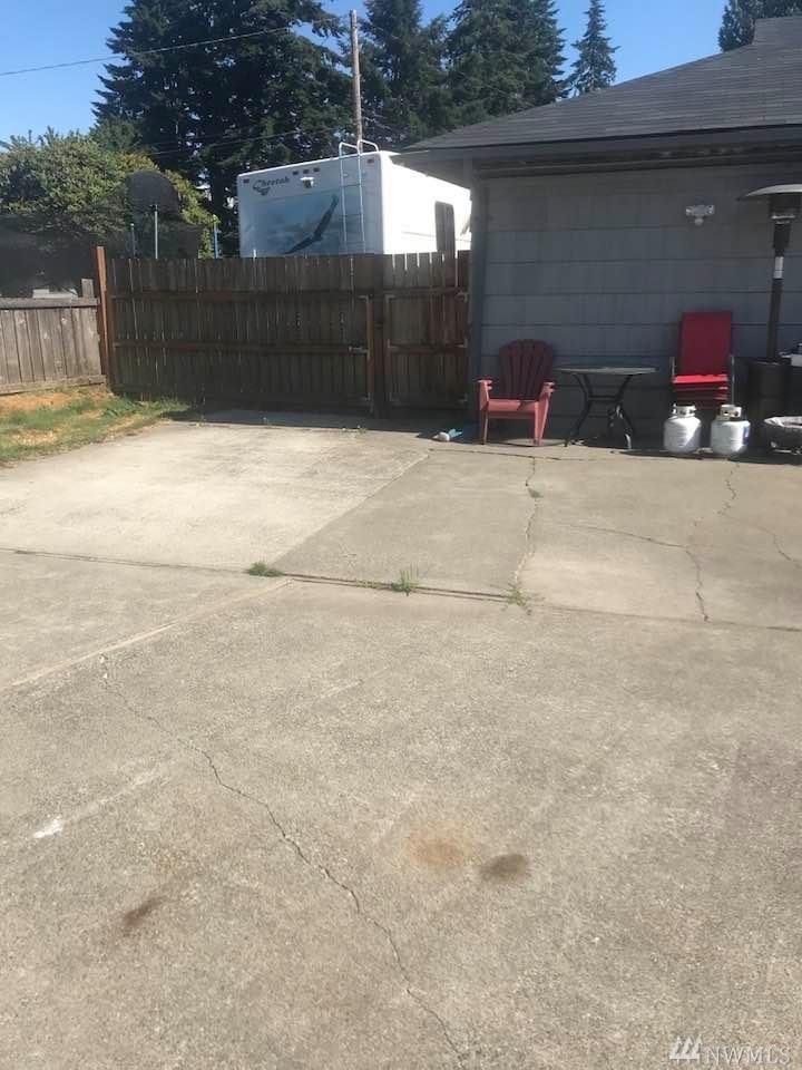 1021 85th St SE, Everett, WA 98208 - photo 1