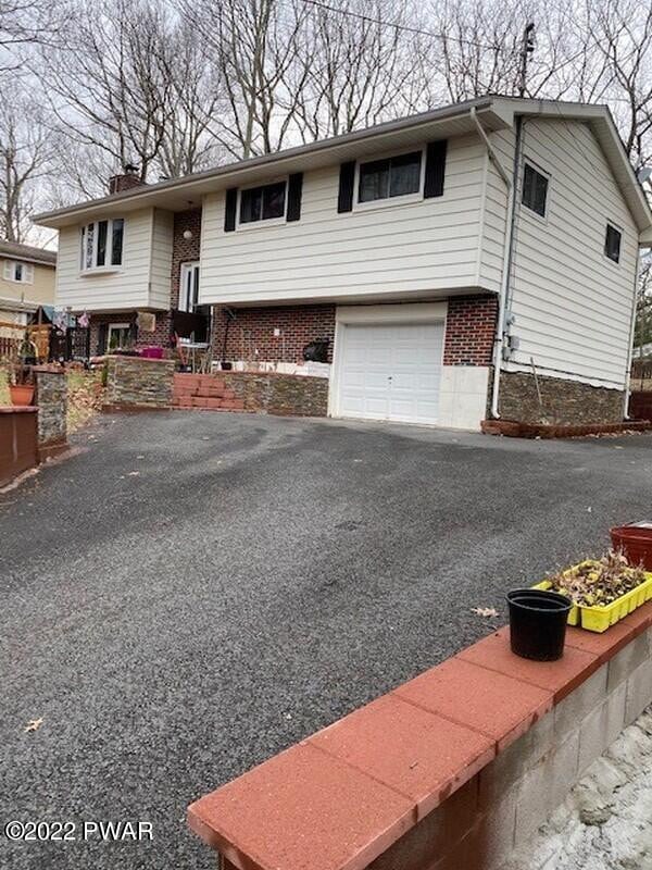 366 Wild Acres Dr, Dingmans Ferry, PA 18328 - photo 1