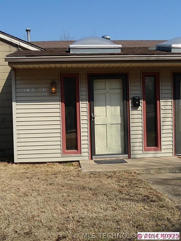 Darling little Brookside Condo.  New air condition
