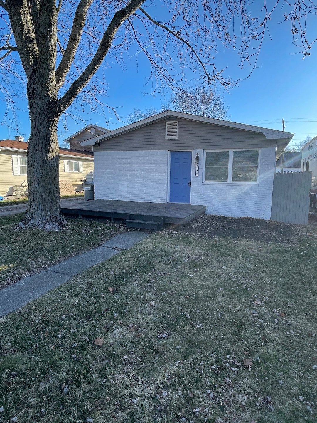 525 S Broadway St, Atlanta, IN 46031 - photo 1