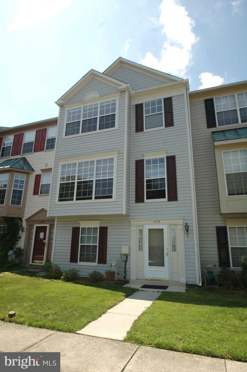 1519 Ashburnham Dr, Crofton, MD 21114 - photo 1