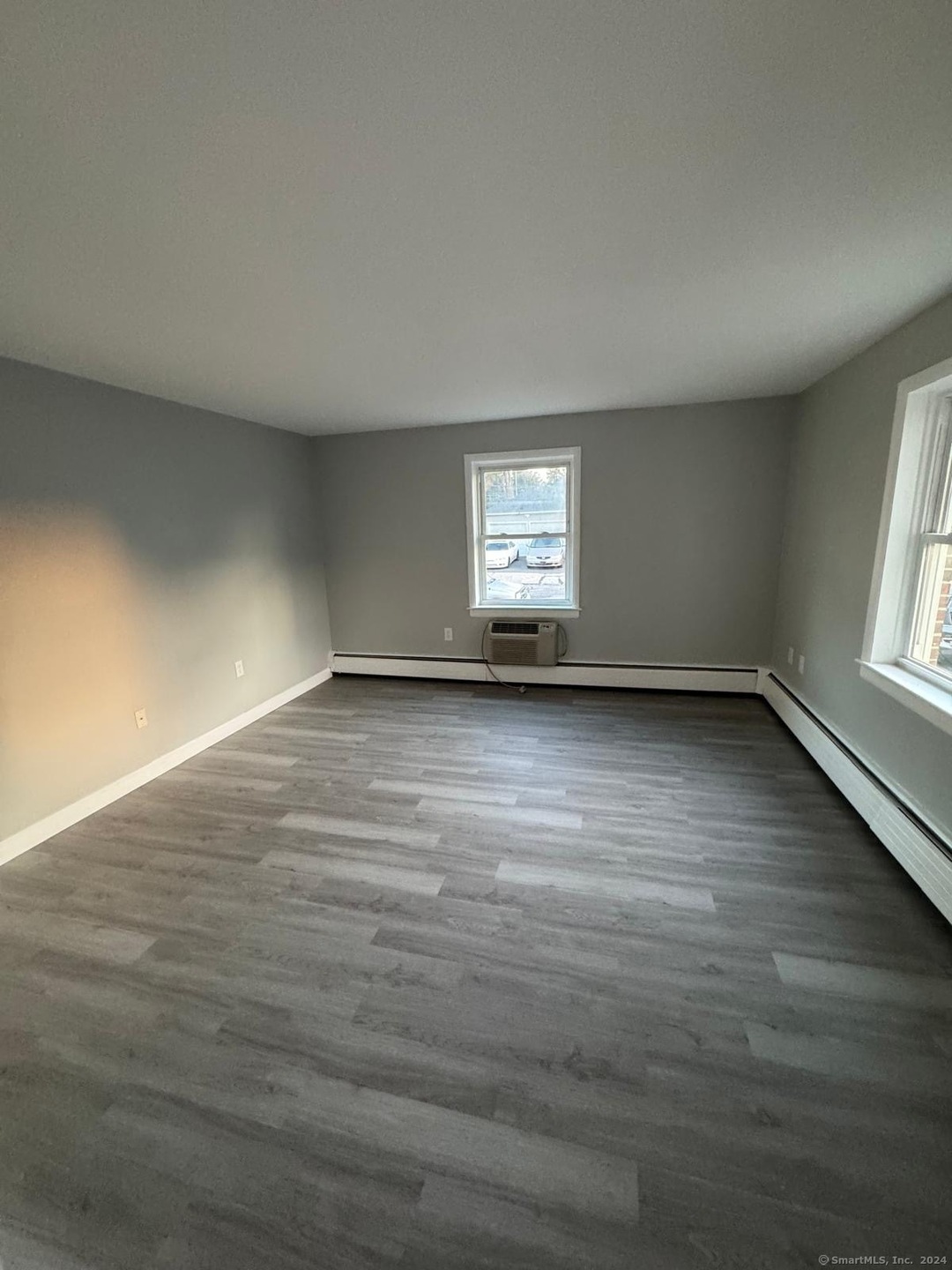 740 Ellsworth St unit A8, Bridgeport, CT 06605 - photo 1