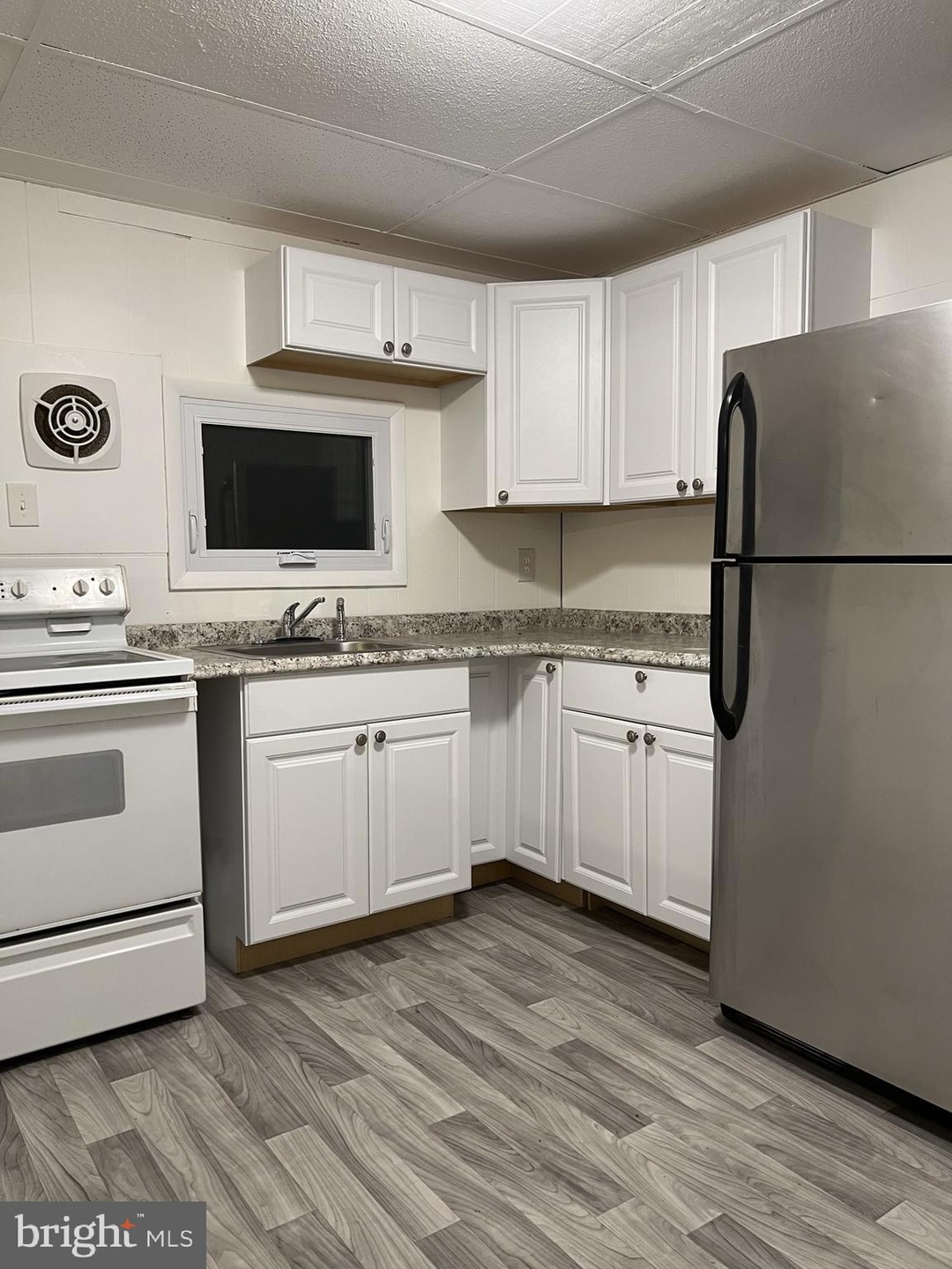 1312 Kings Hwy unit B, Swedesboro, NJ 08085 - photo 1