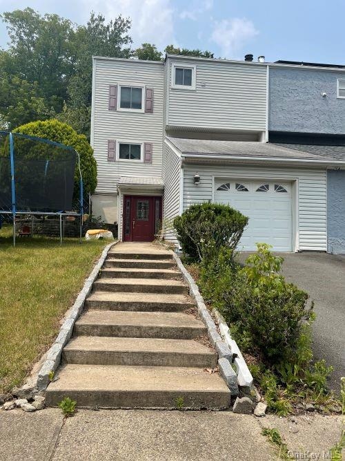 27 Albacon Rd, Nanuet, NY 10954 - photo 1