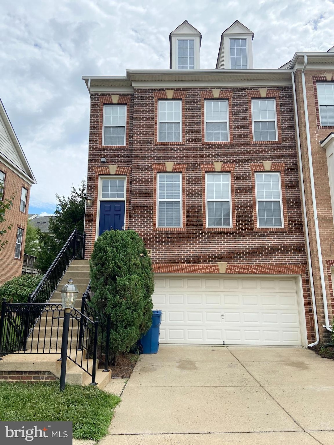 5633 Sheals Ln, Centreville, VA 20120 - photo 1