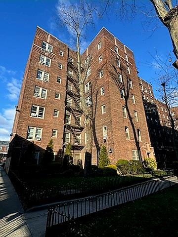 Celtic Park unit 1 J, Sunnyside, NY 11104 - photo 1