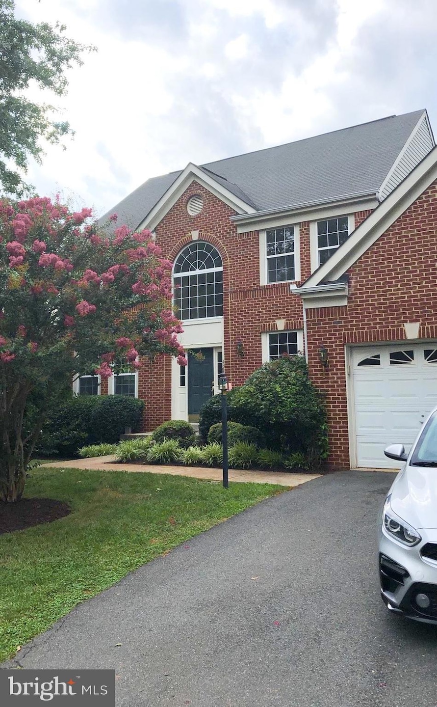 46732 Hollow Mountain Place, Sterling, VA 20164 - photo 1