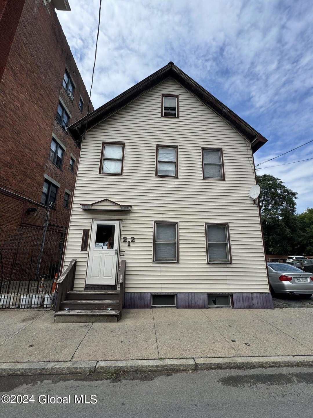 212 Hulett St, Schenectady, NY 12307 - photo 1