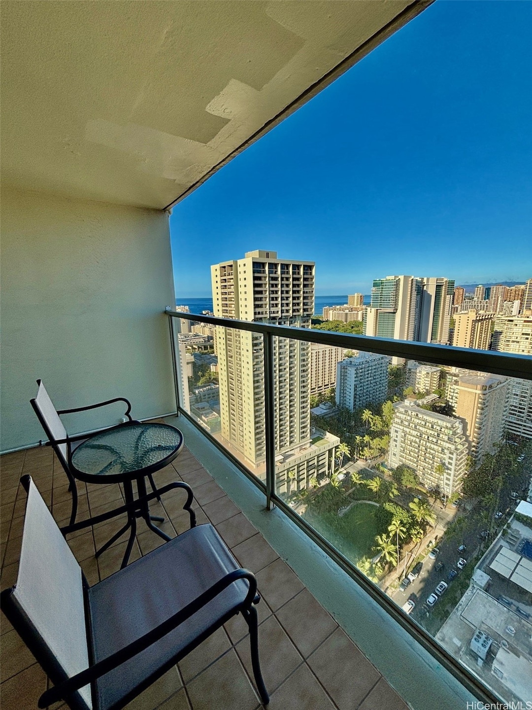 445 Seaside Ave unit 3916, Honolulu, HI 96815 - photo 1