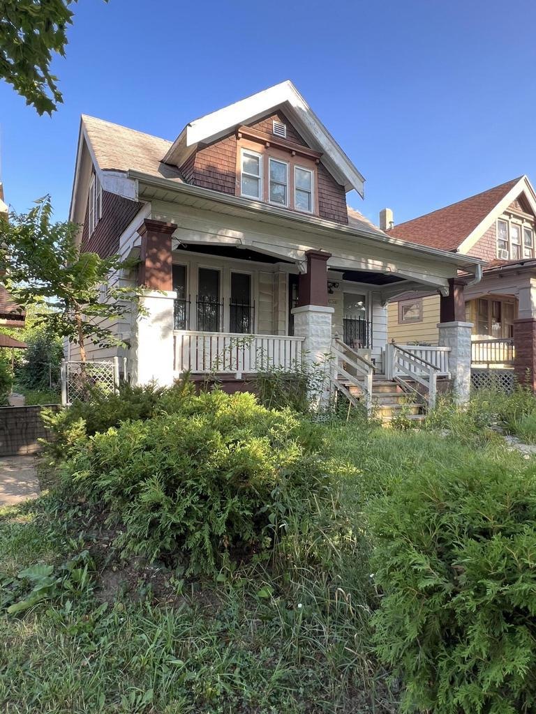 3346 N 29th St - Front Left Exterior Pic