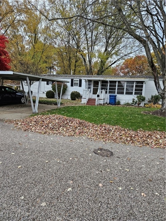 220 F St SW, Navarre, OH 44662 - photo 1