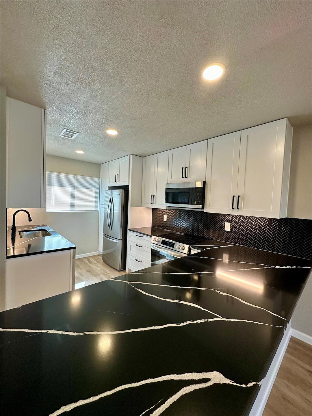 For Rent $1,435/month