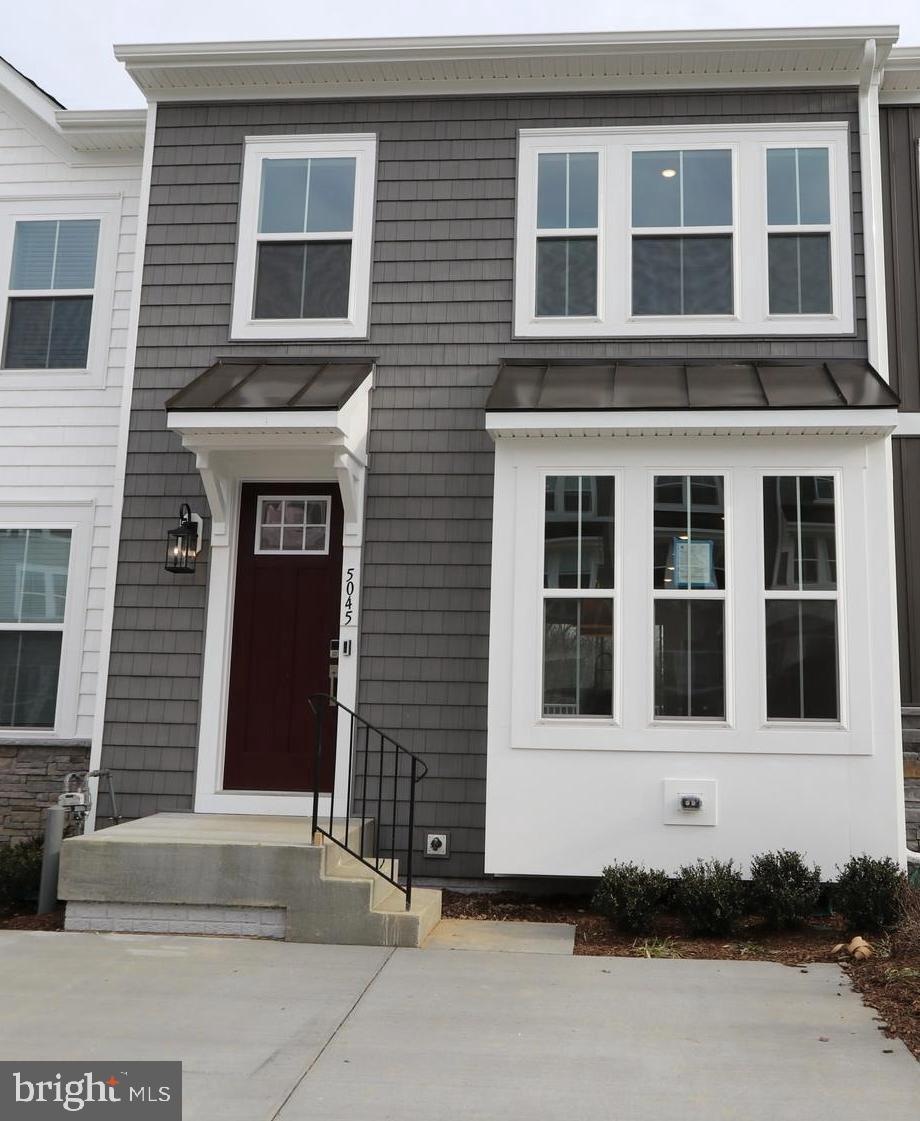 5045 Bigleaf Rd, Fredericksburg, VA 22407 - photo 1