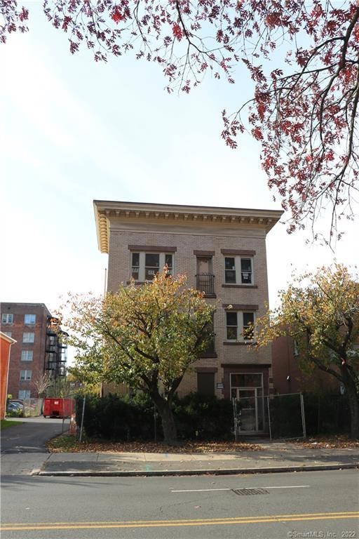 117 Sigourney St, Hartford, CT 06105 - photo 1