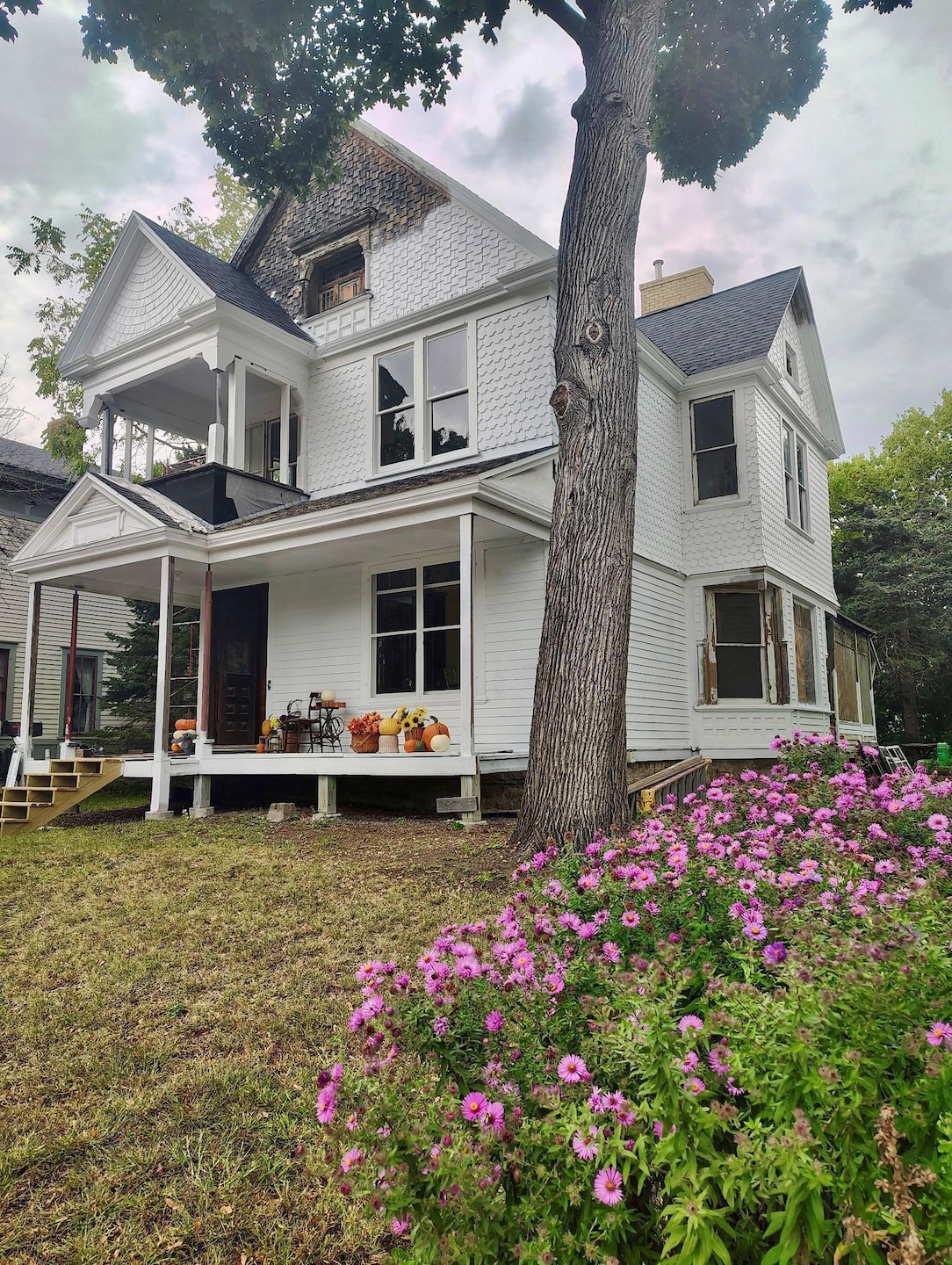 front 210 wabasha.jpg