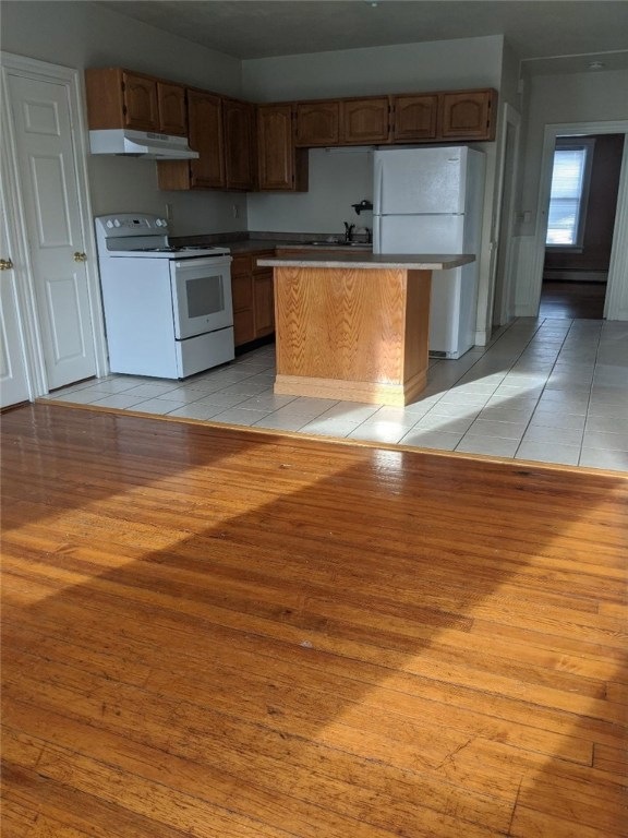 1189 Main St unit 3, West Warwick, RI 02893 - photo 1