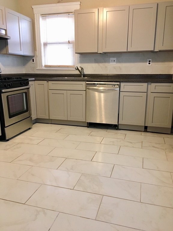 160 Savannah Ave, Mattapan, MA 02126 - photo 1