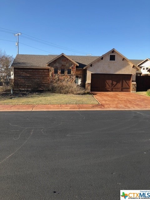 1613 Mikula Place, New Braunfels, TX 78130 - photo 1